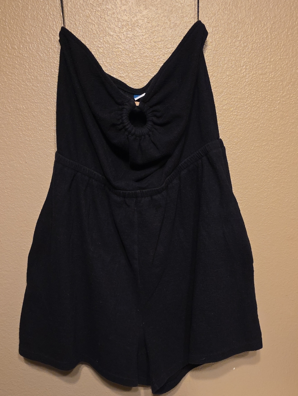 Old Navy Black Sleeveless Romper with Ring Detail